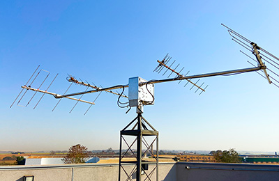 Background CRIAR SPACE SYSTEMS